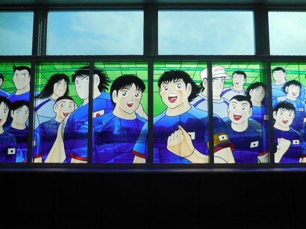 Sugoi! Ada Captain Tsubasa di Video Perkenalan Pemain Ini Sugoi! Ada Captain Tsubasa di Video Perkenalan Pemain Ini