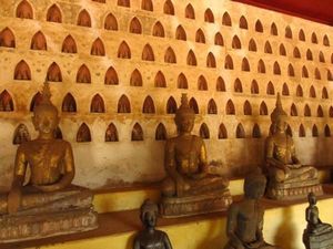 Bukan Thailand, Ribuan Patung Buddha Mungil Ada di Sini