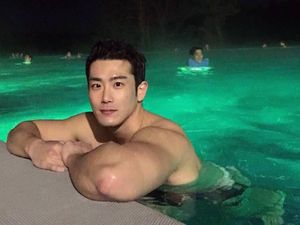 Potret Guru Sixpack asal Korea Selatan, Olahraganya Macho Abis!