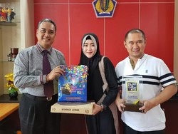 Kantor Pajak Gaet Bu Dendy dan Pak Dendy Jadi Bintang