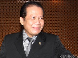 Soal Data FB Bocor, DPR Dukung Saran Menkominfo Puasa Medsos