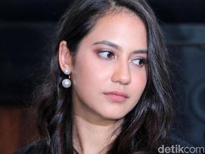 Pevita Pearce Marah Lihat Kuda Dipukuli
