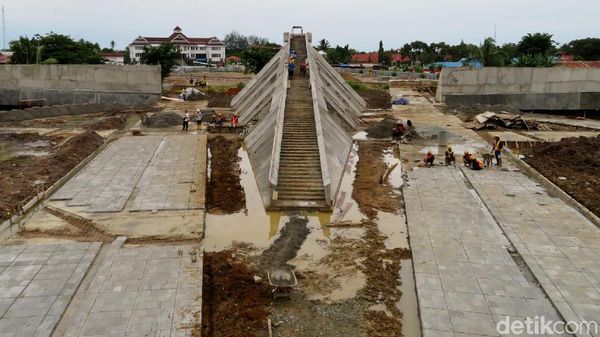 Melihat Progres Pembangunan Kapsul Waktu Pembawa Mimpi