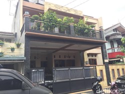 Bawa Senjata, Pembantu Ditodong, Rampok Gasak Rumah di Jakarta