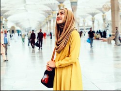 Tak Cuma Akting, Tika Bravani Kini Belajar Jadi Sekretaris