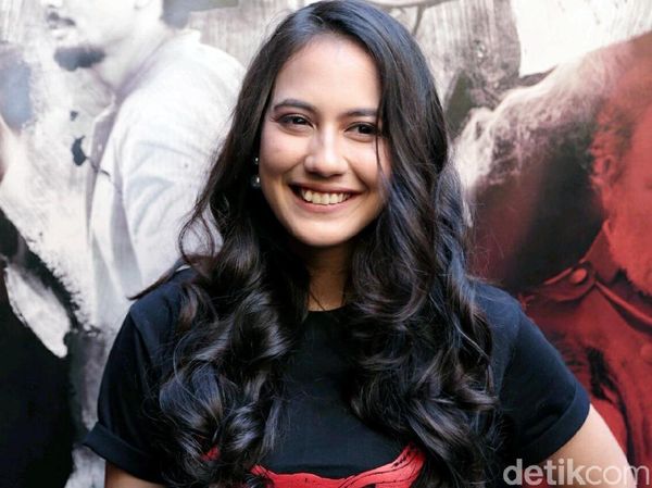 Cerita Pevita Pearce usai Tunggangi Kerbau