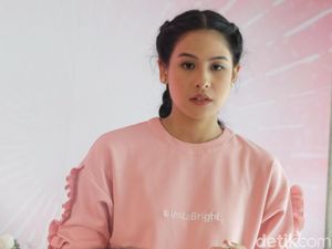 Tak Ingin Sang Anak Kurang Gaul, Ibunda Larang Maudy Ayunda Banyak Belajar Tak Ingin Sang Anak Kurang Gaul, Ibunda Larang Maudy Ayunda Banyak Belajar