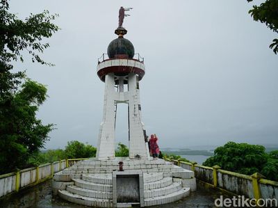 Foto: Bukit Toleransi Umat Beragama di Kepulauan Kei, Maluku