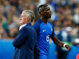 Pogba Menurun di MU, Deschamps Tak Risau