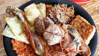 Huaah! Pedas Gurih Ayam Penyet Pilihan  Netizen
