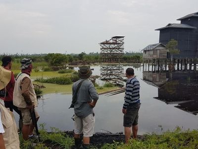 Foto: Tim Pemburu Susuri Jejak Harimau Bonita
