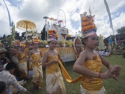 Serba-serbi Hari Raya Kuningan di Bali, Makna hingga Prosesinya