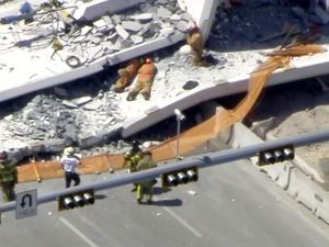 JPO Baru Dibangun Ambruk di Florida AS, Korban Tewas 4 Orang