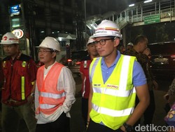 Cek Underpass Mampang, Sandiaga Fokus Penanganan Pipa Gas dan Air