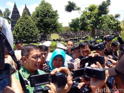Ini Pesan Menag Saat Hadiri Perayaan Nyepi di Prambanan