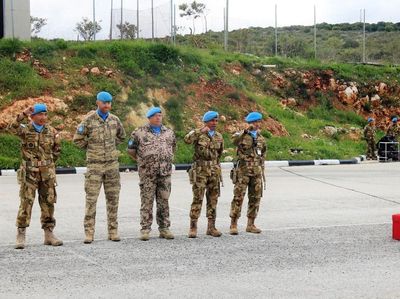 Prajurit TNI Terima German Markmanship Schuetzenschnur di Lebanon Selatan