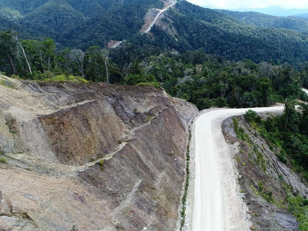 Ini Rincian Jalan Trans Papua yang Dibangun Sejak 2015 Ini Rincian Jalan Trans Papua yang Dibangun Sejak 2015