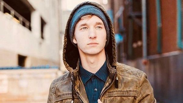 Ini Ben, Cowok Ganteng yang Viral karena Dicium Katy Perry di American Idol