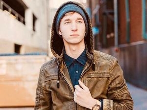 Ini Ben, Cowok Ganteng yang Viral karena Dicium Katy Perry di American Idol Ini Ben, Cowok Ganteng yang Viral karena Dicium Katy Perry di American Idol