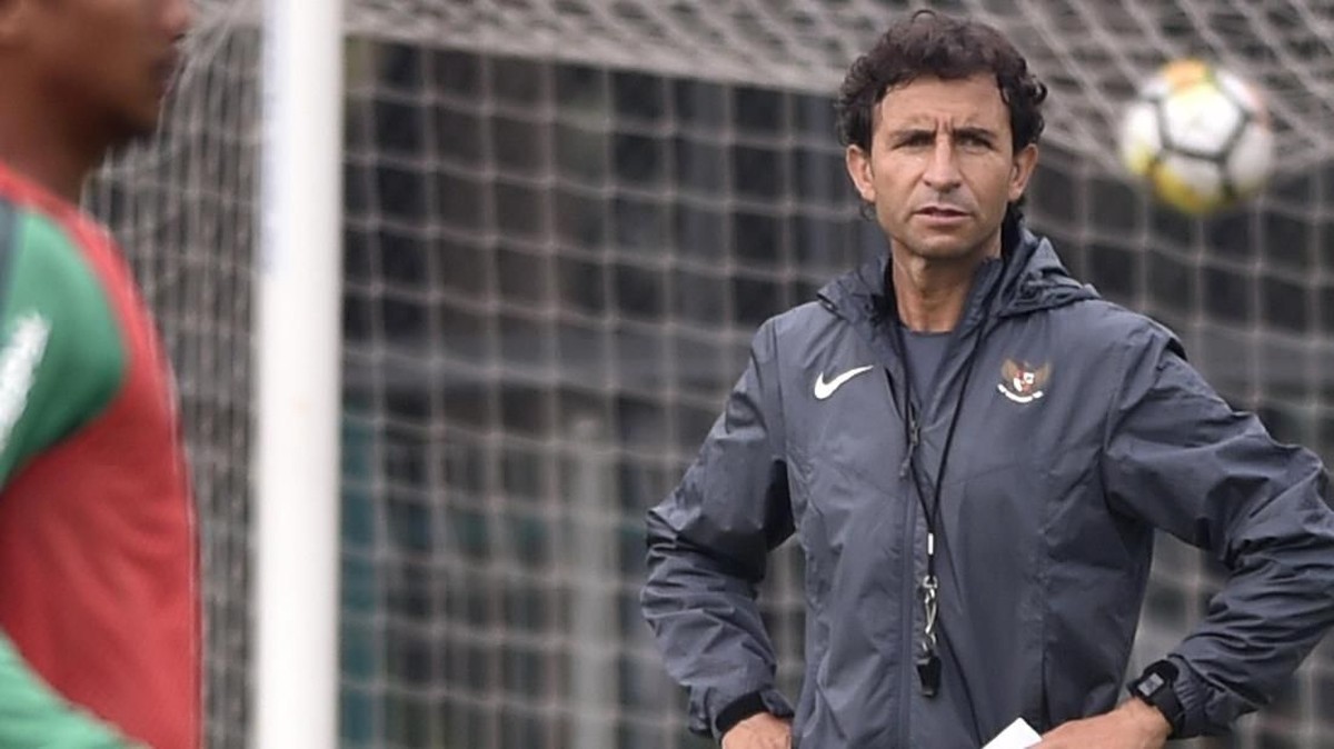 PSSI memutuskan memperpanjang kontrak Luis Milla (ANTARA FOTO/Puspa Perwitasari)