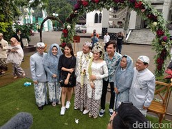Surprise! Adipati-Vanesha Jadi Tamu Tak Diundang di Pernikahan Orang