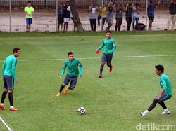 Timnas U-23 Antisipasi Bola Mati Singapura