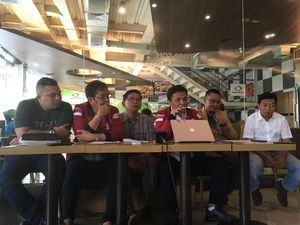 Habiburokhman Buka Kopi Om Dilan untuk Konsultasi, Apa Itu? Habiburokhman Buka Kopi Om Dilan untuk Konsultasi, Apa Itu?