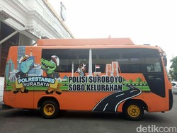Bus Polisi Suroboyo Sobo Kelurahan Siap Bantu Layani Warga
