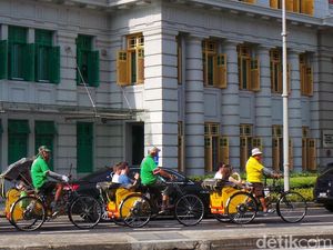 Tak Cuma Jakarta, Becak Juga Ada di Singapura Loh Tak Cuma Jakarta, Becak Juga Ada di Singapura Loh