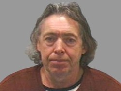 Pemerkosa yang Kabur 30 Tahun Ditangkap karena Kencing Sembarangan