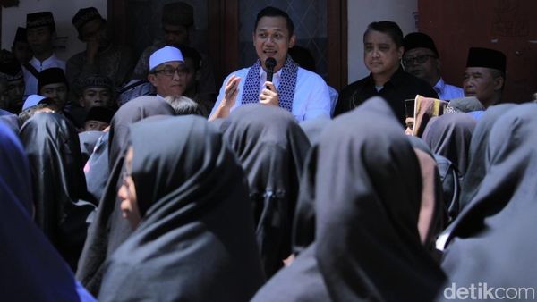 Foto: Safari Politik AHY ke Pesantren Yamisa Bandung