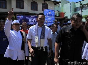 Berkunjung ke Pesantren, AHY Ditanya Kesiapan Jadi Presiden