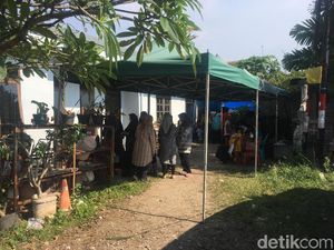 Wanita yang Tertimpa Besi di Pasar Rumput Tewas Wanita yang Tertimpa Besi di Pasar Rumput Tewas