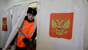 Penampakan Bilik Suara Pilpres Rusia yang Tertutup Tirai