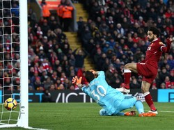 Dua Gol Salah Bawa Liverpool Memimpin