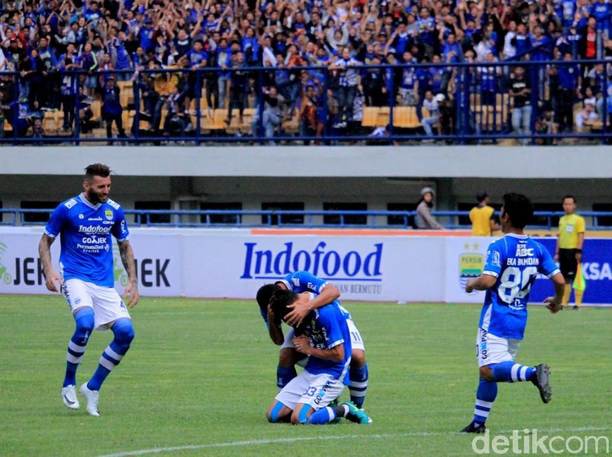 Persib Bandung menyambut Liga 1. (Foto: Wisma Putra)