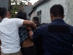 Preman Mabuk di Depok Ngamuk Hancurkan Rumah Kontrakan