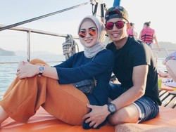 Cantiknya Hijabers Istri Pebalap MotoGP Ini