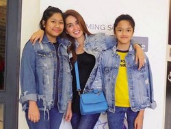 Cara Ussy Sulistiawaty Atasi Kecemburuan di Antara Anak-anaknya