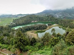 Pemandangan Cantik Dataran Tinggi Dieng yang Membius