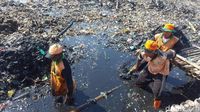 Foto: Bersihkan Sampah itu Berat, Jangan Asal Buang Lagi Ya