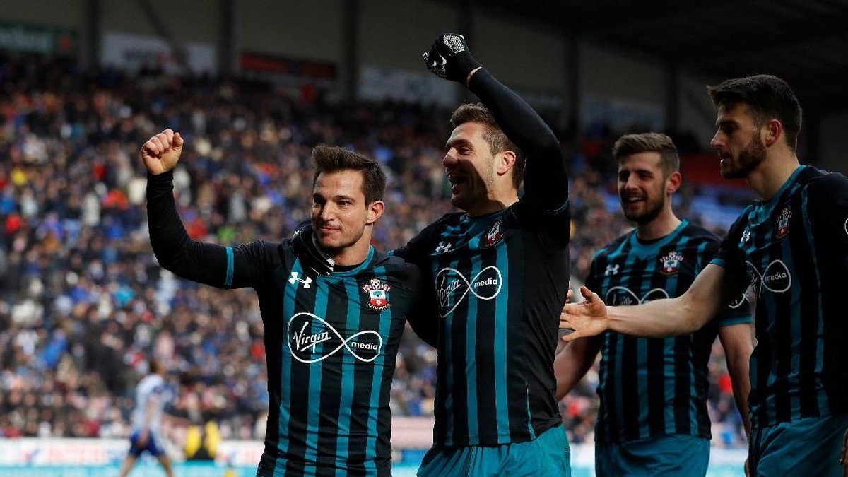 Southampton lolos ke semifinal Piala FA usai mengalahkan Wigan (Phil Noble/Reuters)