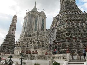 Kuil yang Wajib Dikunjungi Kalau Liburan ke Bangkok