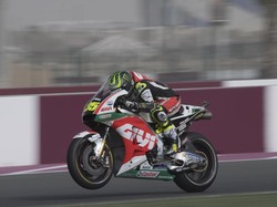 Crutchlow Terbaik di Latihan Kedua, Marquez Crash