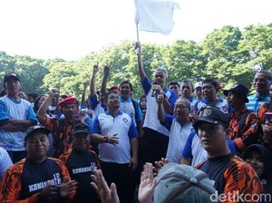 Ditolak Salaman, Ganjar Sebut Panwas Jepara Memutus Silaturahmi