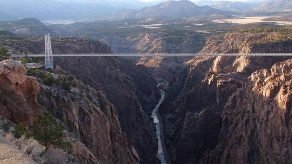 Ngeri Banget 10 Jembatan Tertinggi Dunia, Berani Lewat?