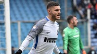 Hat-trick dalam tempo 14 menit dibuat oleh Icardi pada menit ke-44 sekaligus membawa Inter memimpin 4-0 di babak pertama. (Paolo Rattini/Getty Images)