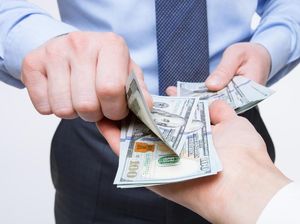 Bos Baik Hati Tetap Beri Gaji Karyawan yang Resign, Alasannya Bikin Haru