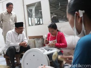 Gus Ipul Harap Jatim Perluas Pasar Ekspor Mebel ke Luar Negeri Gus Ipul Harap Jatim Perluas Pasar Ekspor Mebel ke Luar Negeri