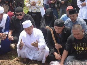 Istri Kedua Meninggal Dunia, Rumah Opick Dijaga Ketat